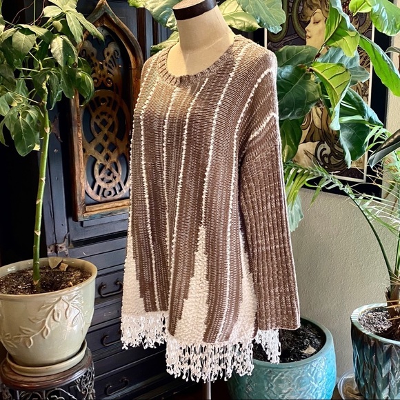 Macy’s boho texture fringe tunic oversized sweater - Picture 2 of 14